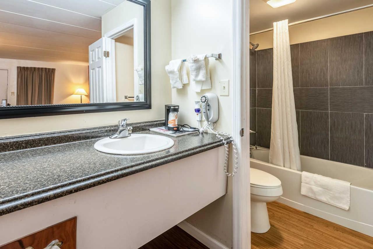 Econo Lodge Franklin Экстерьер фото
