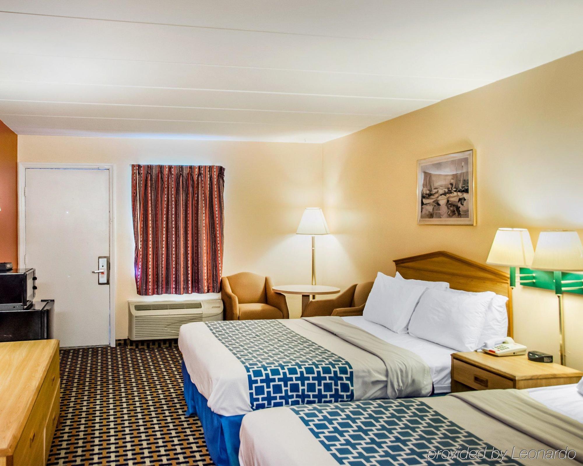 Econo Lodge Franklin Экстерьер фото